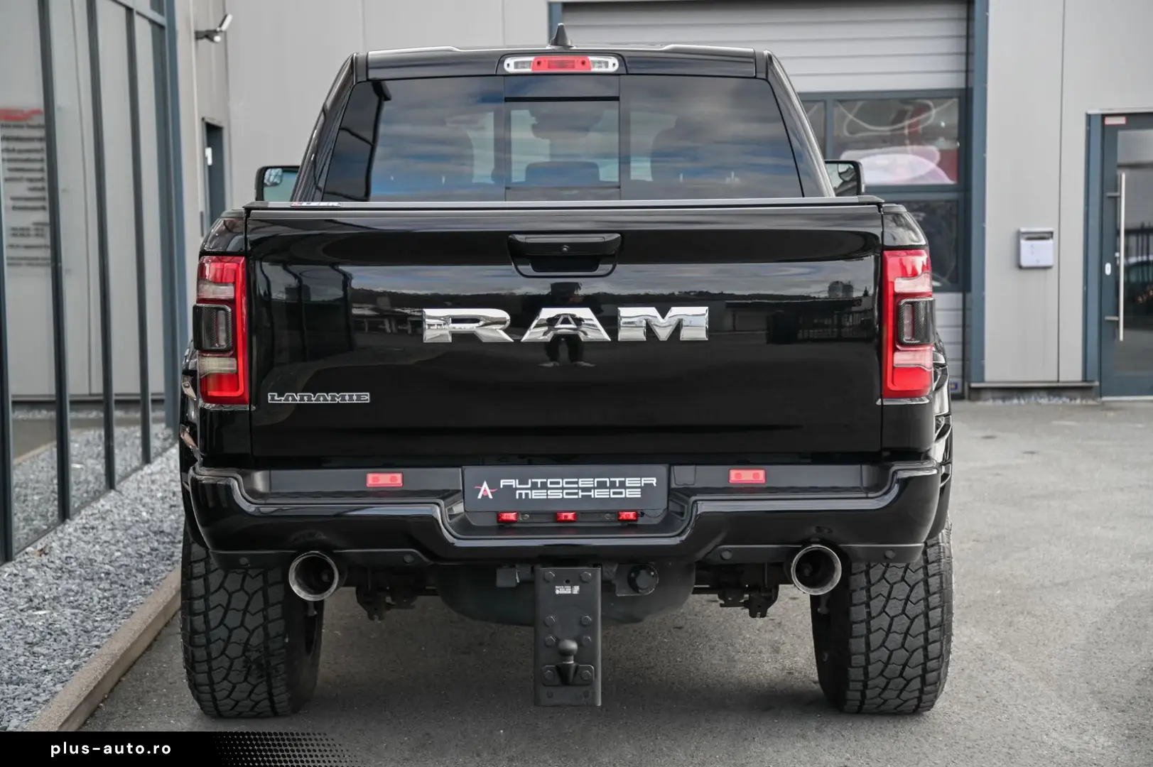 DODGE RAM 1500 5.7 V8 CrewCab Laramie Höherlegung  NAP