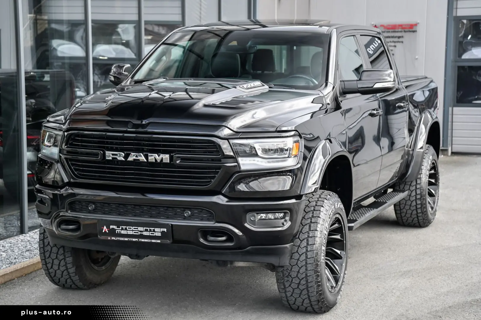 DODGE RAM 1500 5.7 V8 CrewCab Laramie Höherlegung  NAP