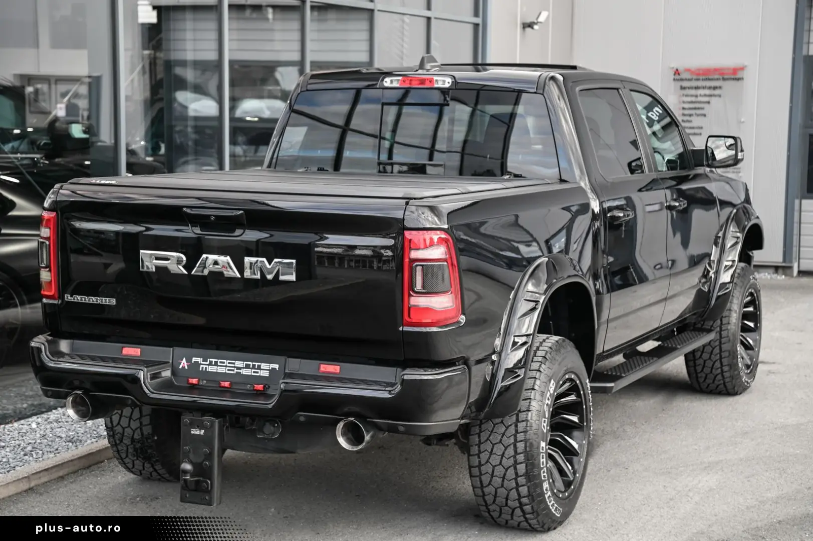 DODGE RAM 1500 5.7 V8 CrewCab Laramie Höherlegung  NAP