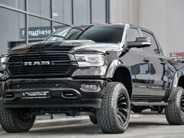 DODGE RAM 1500 5.7 V8 CrewCab Laramie Höherlegung  NAP