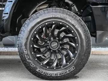 DODGE RAM 1500 5.7 V8 CrewCab Laramie Höherlegung  NAP