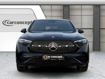 MERCEDES-BENZ GLC 200d Coupe 4M AMG Burmester 360 ACC