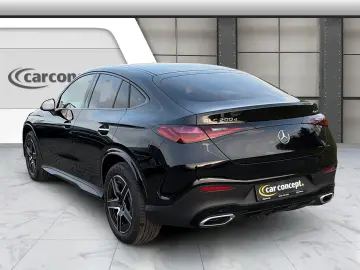 MERCEDES-BENZ GLC 200d Coupe 4M AMG Burmester 360 ACC