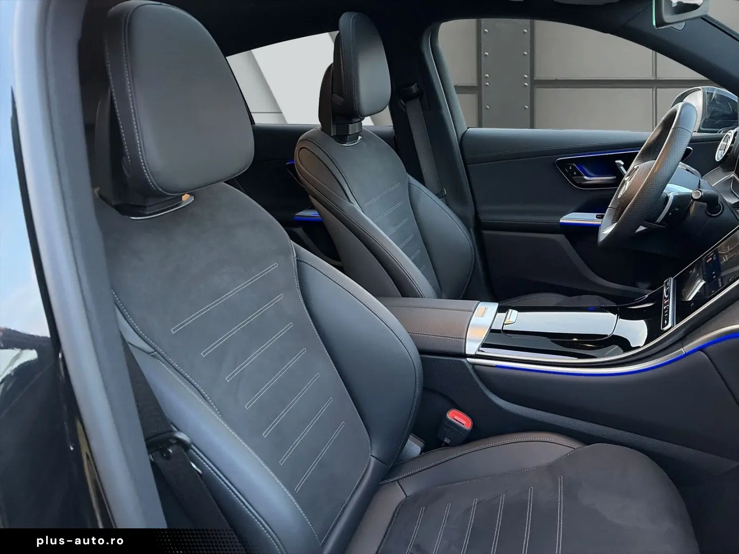 MERCEDES-BENZ GLC 200d Coupe 4M AMG Burmester 360 ACC