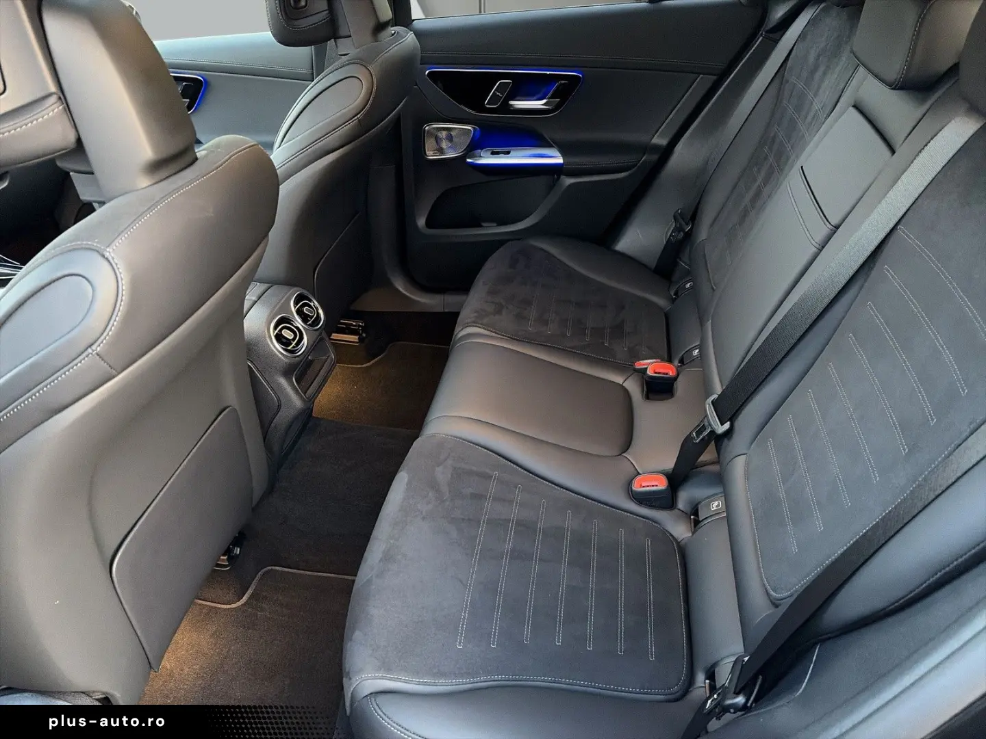 MERCEDES-BENZ GLC 200d Coupe 4M AMG Burmester 360 ACC