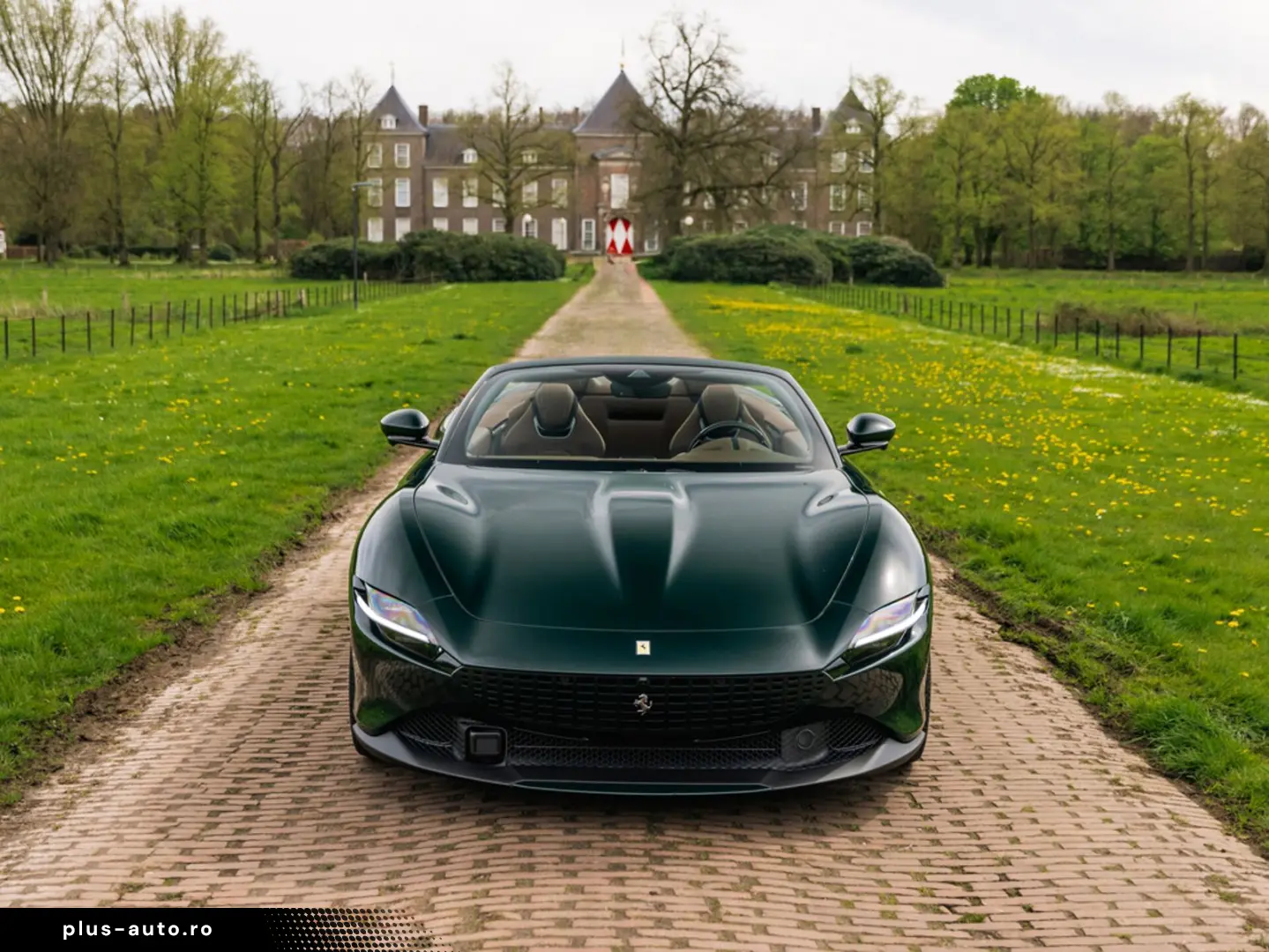 FERRARI Roma Spider 3.9 V8 Carbon  Adas  kamera