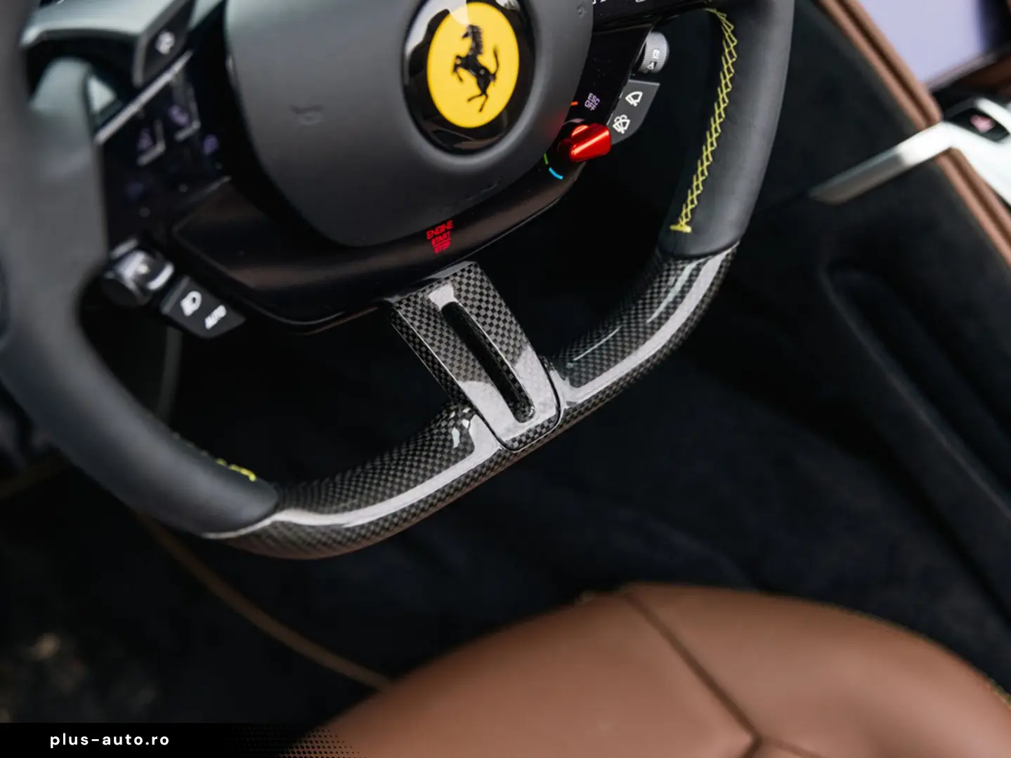 FERRARI Roma Spider 3.9 V8 Carbon  Adas  kamera
