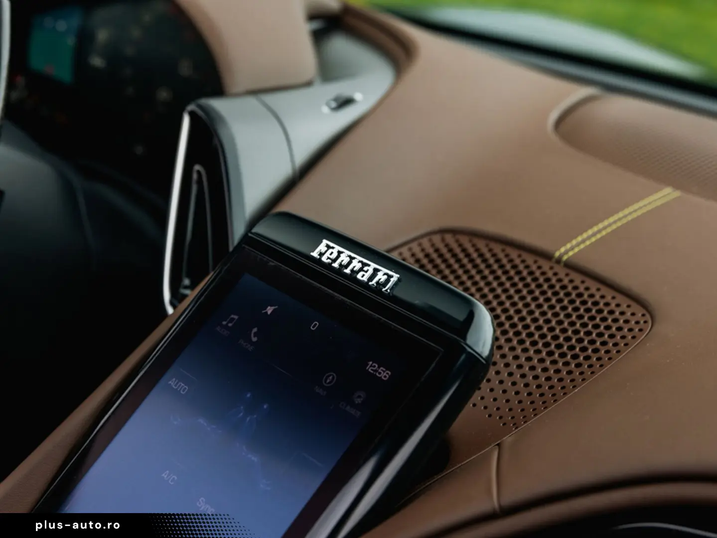 FERRARI Roma Spider 3.9 V8 Carbon  Adas  kamera