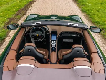 FERRARI Roma Spider 3.9 V8 Carbon  Adas  kamera