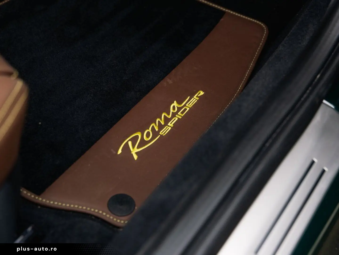 FERRARI Roma Spider 3.9 V8 Carbon  Adas  kamera