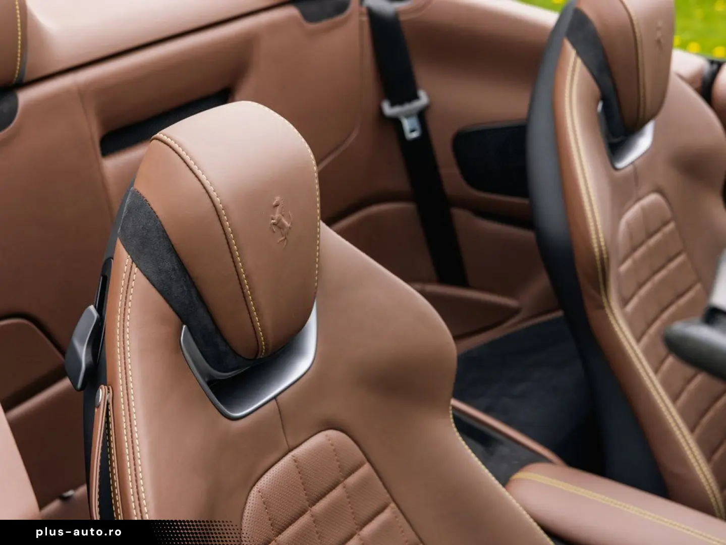 FERRARI Roma Spider 3.9 V8 Carbon  Adas  kamera