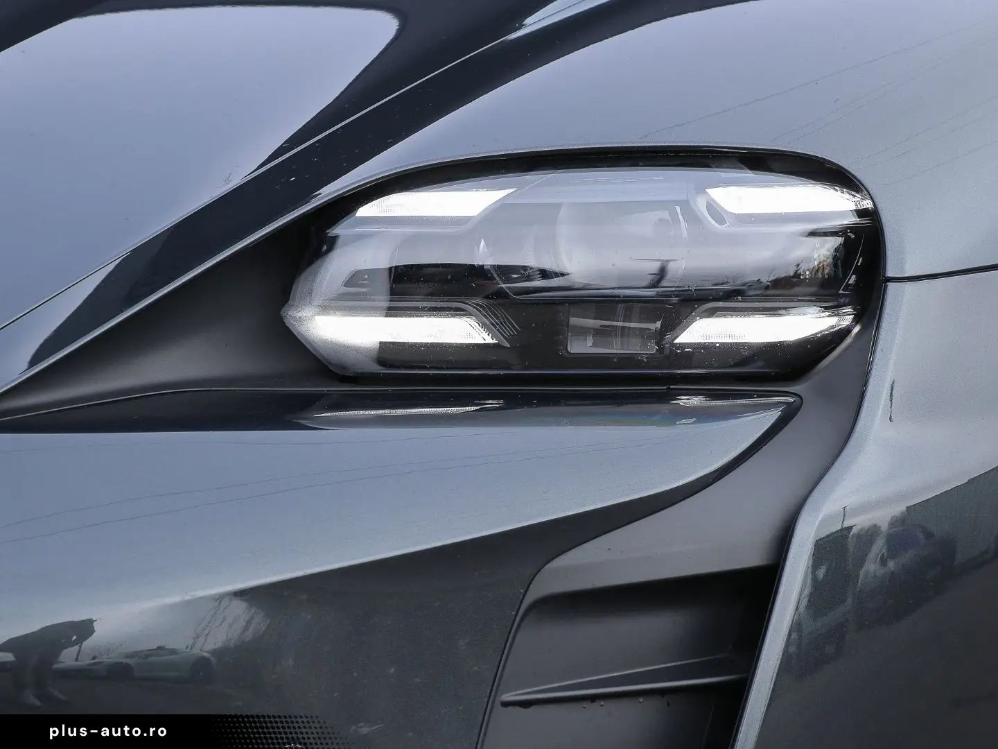 PORSCHE Taycan GTS Sport Turismo