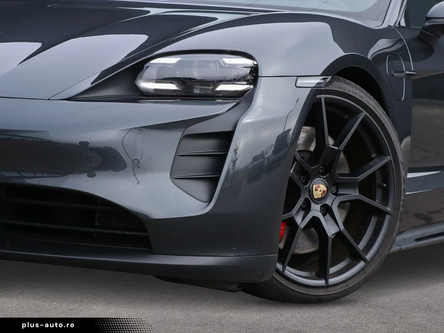 PORSCHE Taycan GTS Sport Turismo