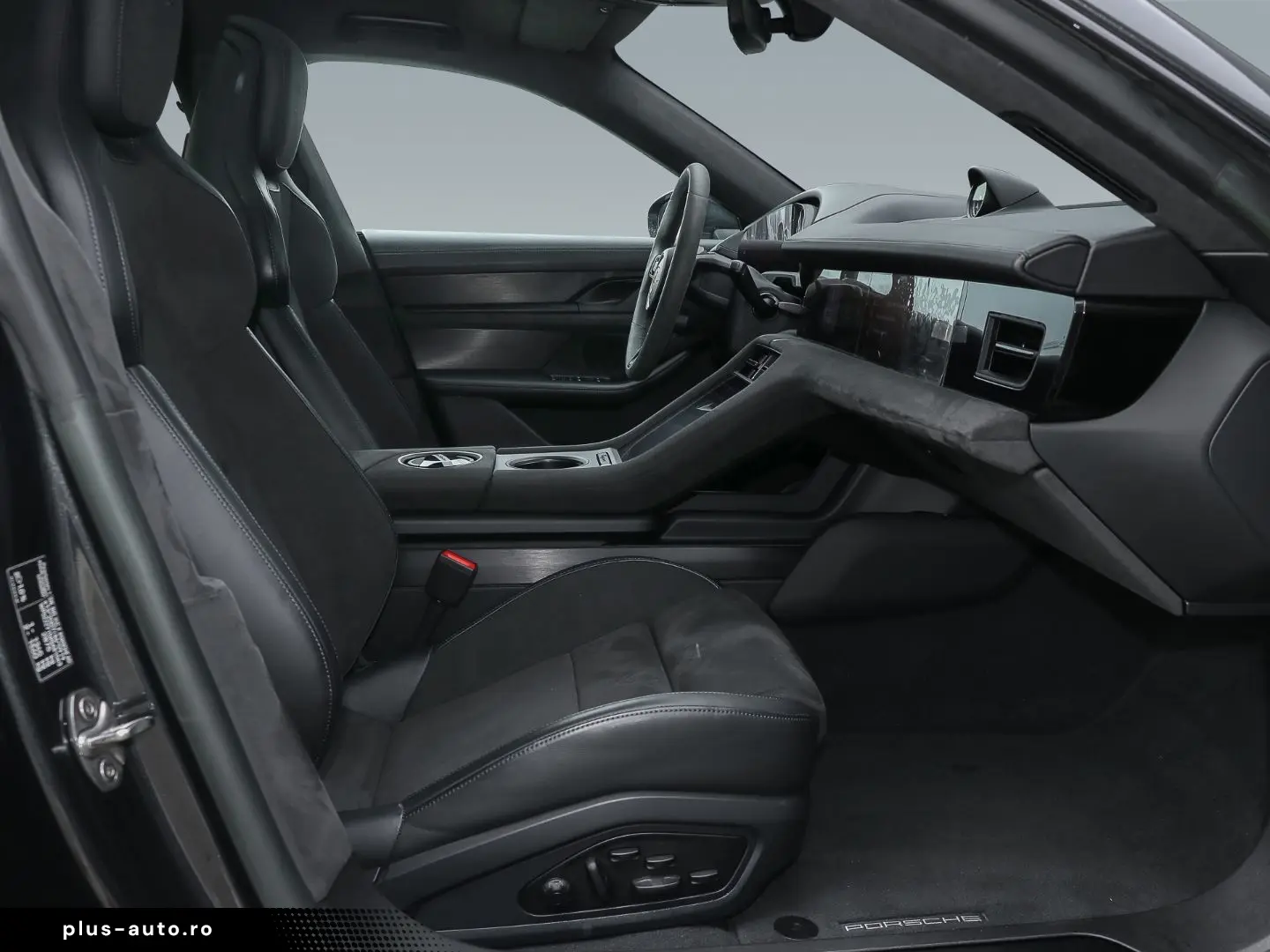 PORSCHE Taycan GTS Sport Turismo