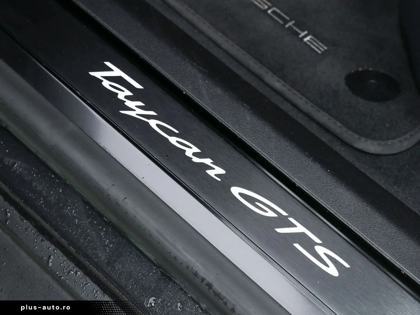 PORSCHE Taycan GTS Sport Turismo