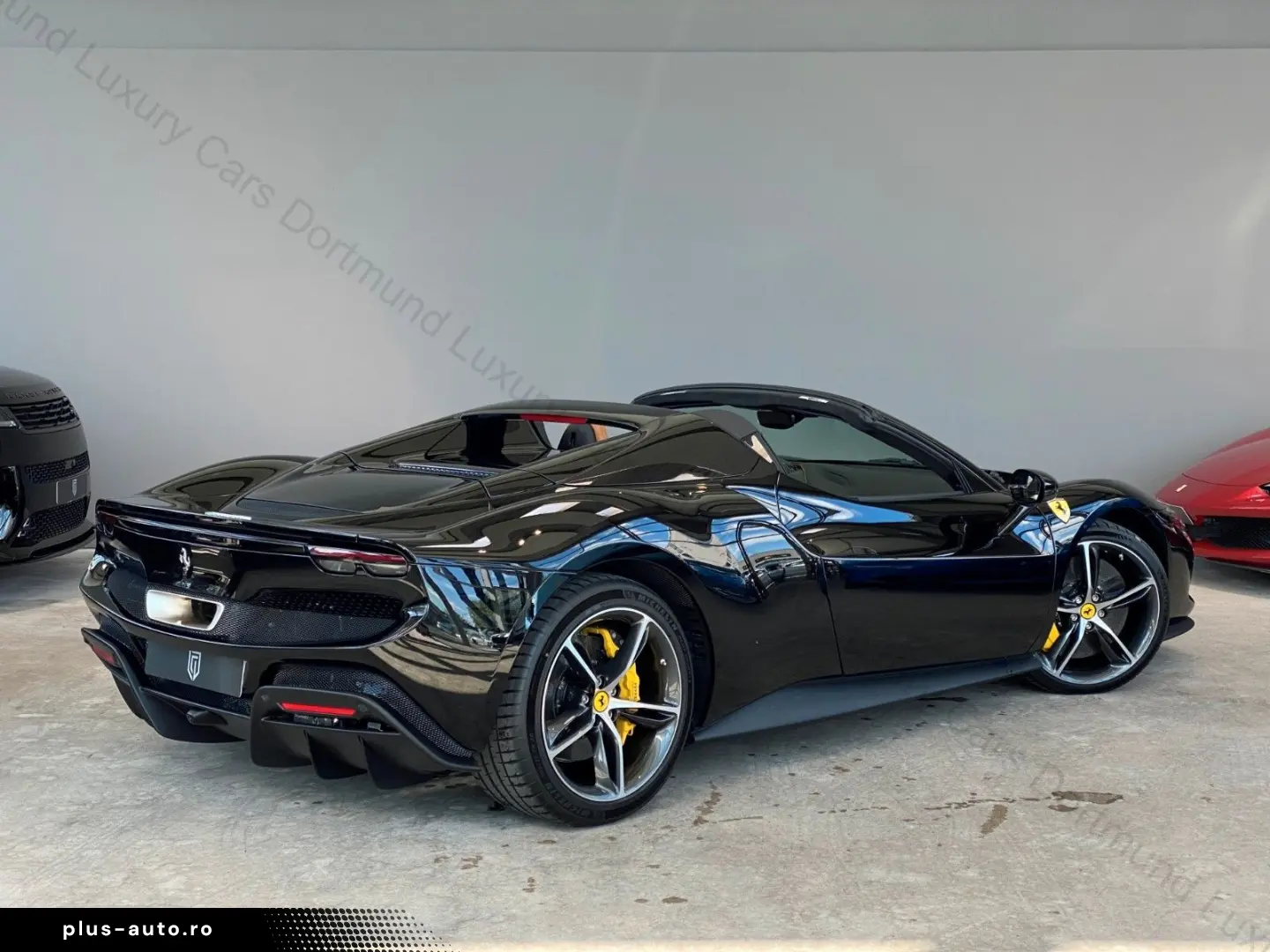 FERRARI 296 GTS MY24   Carbon Door   Classic Spec