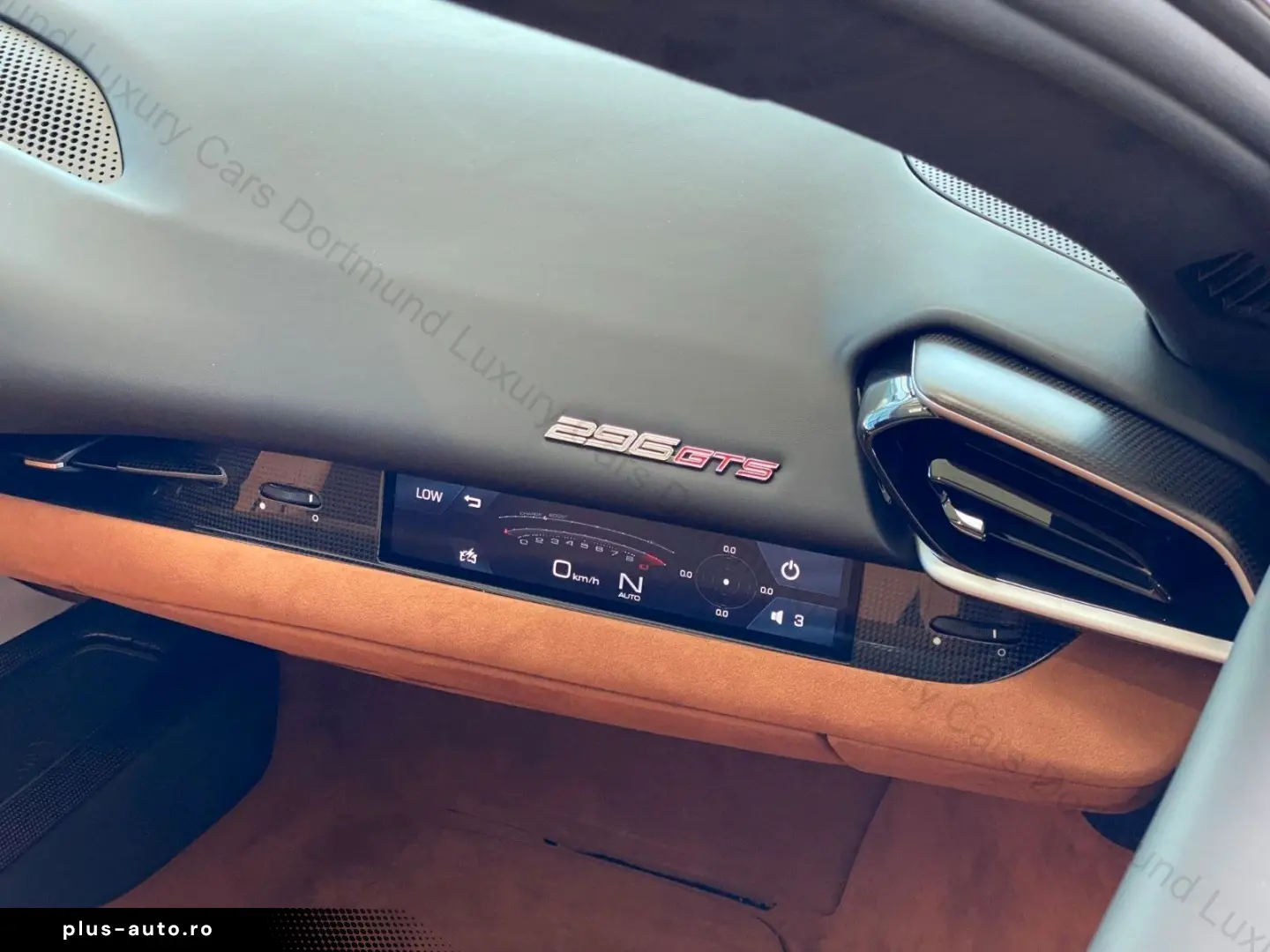 FERRARI 296 GTS MY24   Carbon Door   Classic Spec