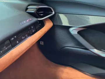 FERRARI 296 GTS MY24   Carbon Door   Classic Spec