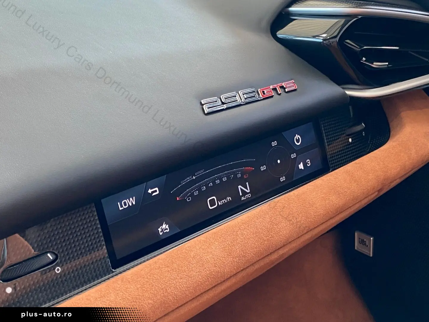 FERRARI 296 GTS MY24   Carbon Door   Classic Spec