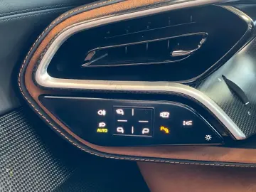 FERRARI 296 GTS MY24   Carbon Door   Classic Spec