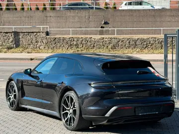 PORSCHE Taycan Sport Turismo - Panorama