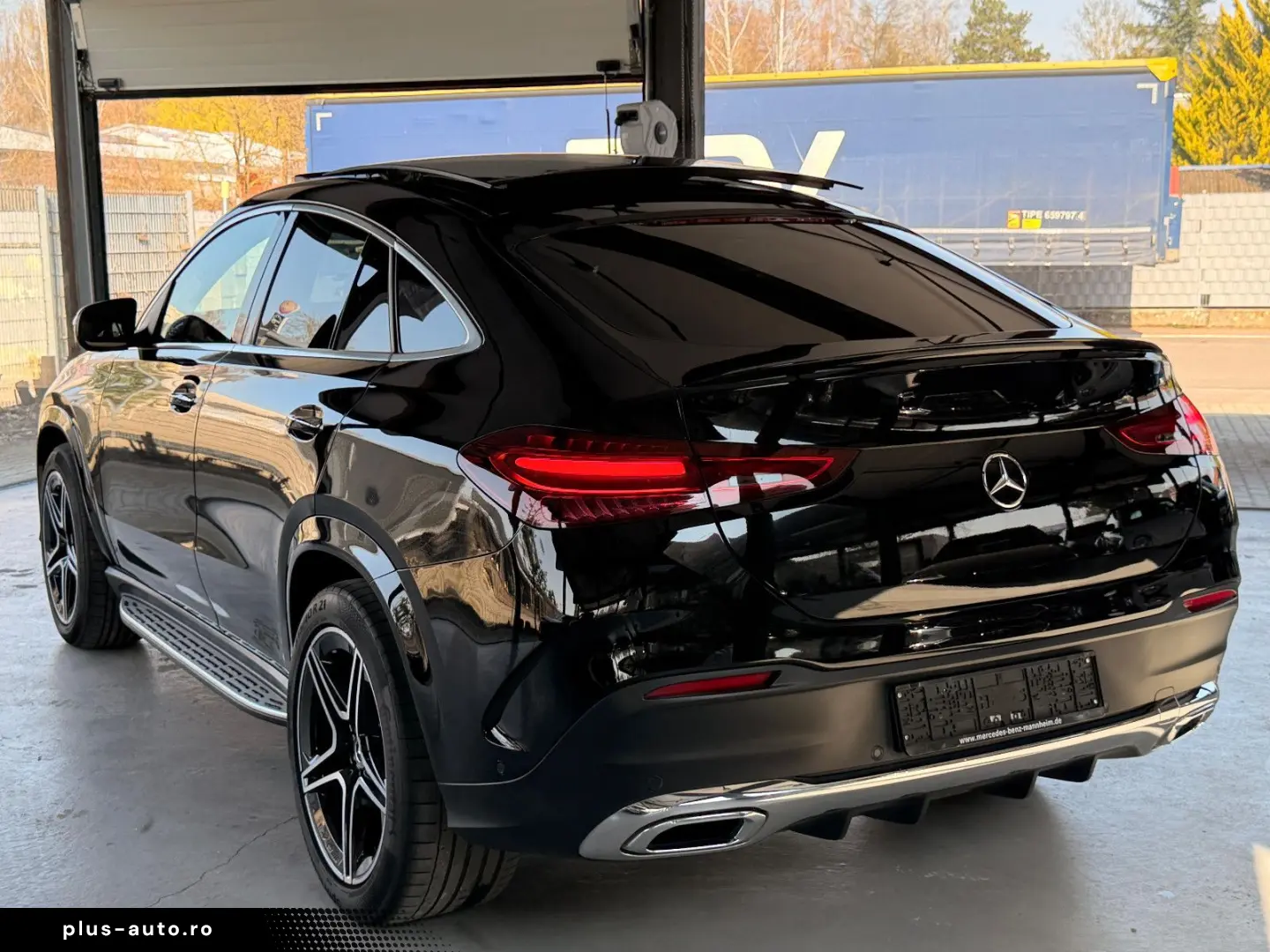 MERCEDES-BENZ GLE 450d 4MATIC-BURM HUD PANO AMG 21ZOLL DIS