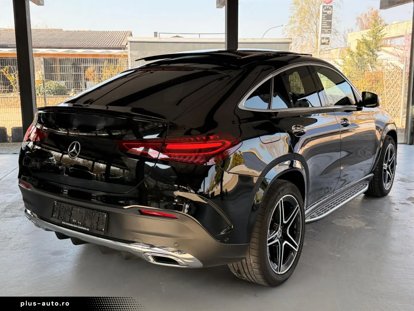 MERCEDES-BENZ GLE 450d 4MATIC-BURM HUD PANO AMG 21ZOLL DIS