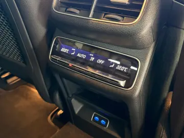 MERCEDES-BENZ GLE 450d 4MATIC-BURM HUD PANO AMG 21ZOLL DIS