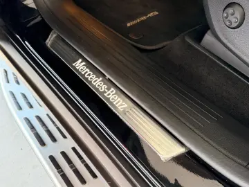 MERCEDES-BENZ GLE 450d 4MATIC-BURM HUD PANO AMG 21ZOLL DIS