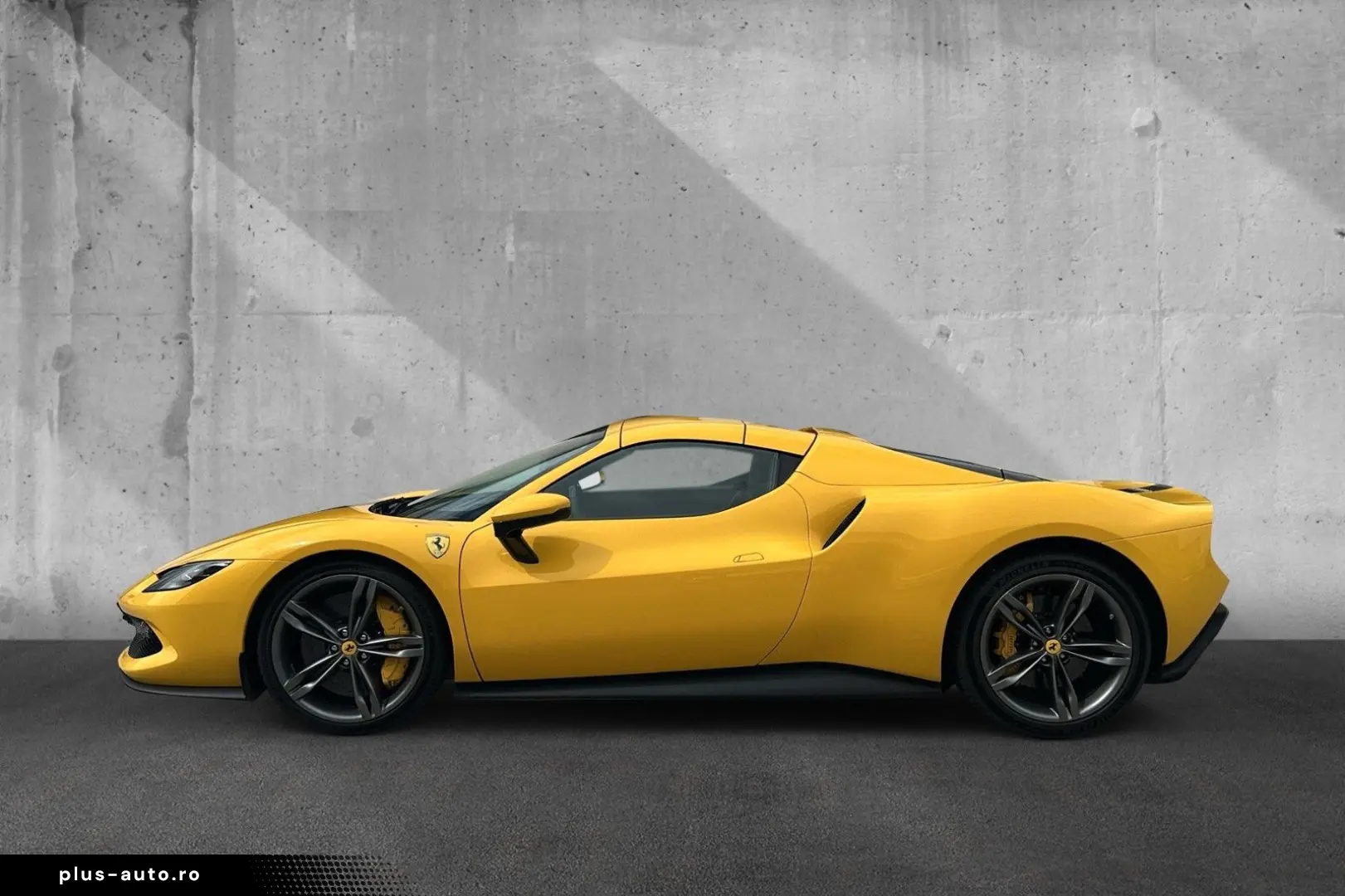 FERRARI 296 GTS in excellent Condition - VAT Deductible