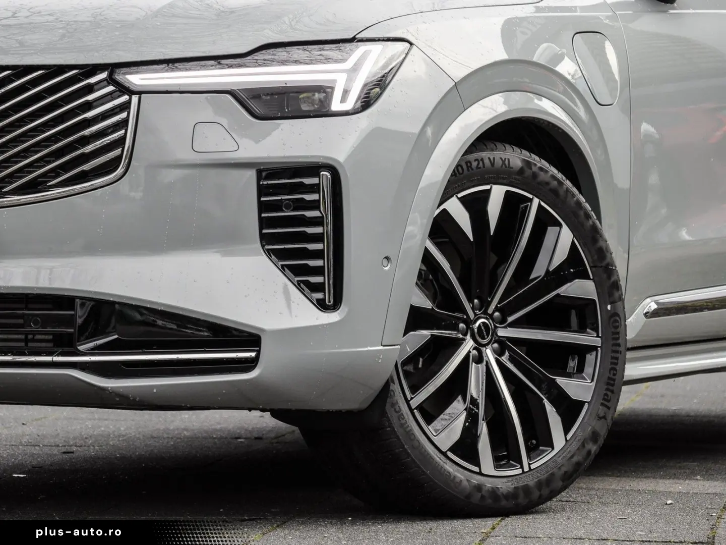 VOLVO XC90 T8 AWD Ultra Bright Massage Ventil Bowers AirSusp