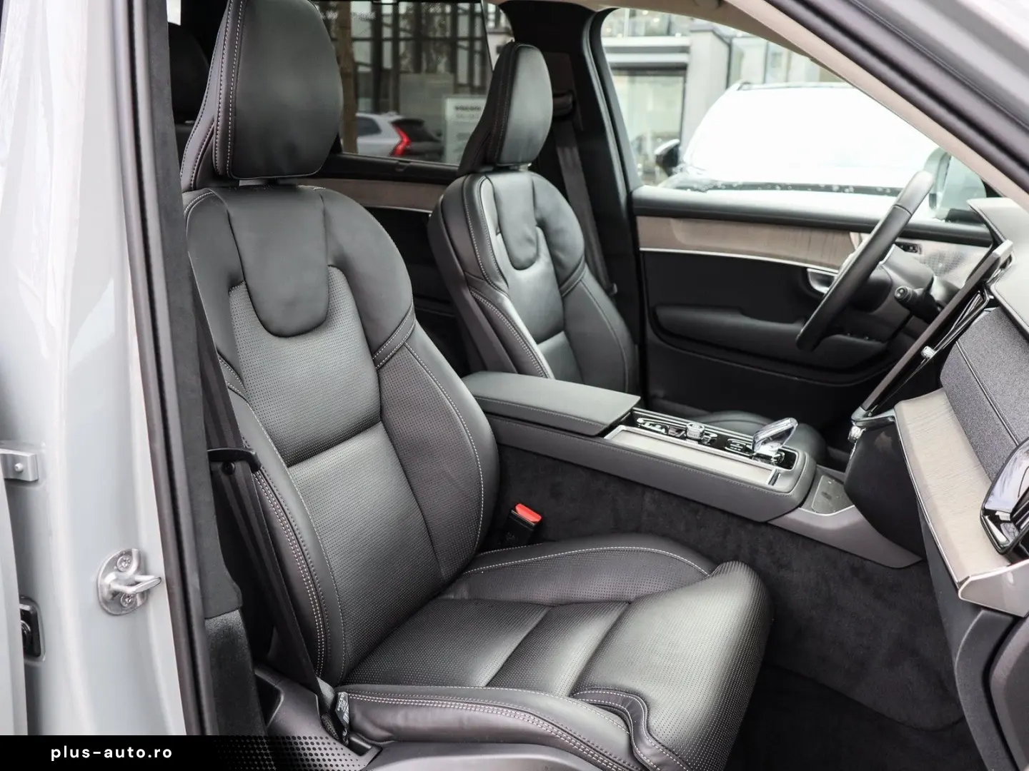 VOLVO XC90 T8 AWD Ultra Bright Massage Ventil Bowers AirSusp