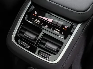 VOLVO XC90 T8 AWD Ultra Bright Massage Ventil Bowers AirSusp