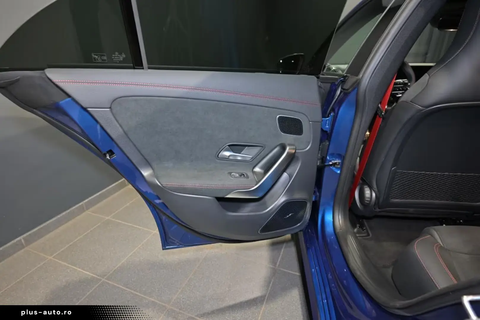 Mercedes-Benz CLA 35 4M AMG Coupé PANO DISTRO NIGHT RFK TOTW