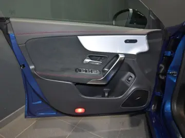 Mercedes-Benz CLA 35 4M AMG Coupé PANO DISTRO NIGHT RFK TOTW