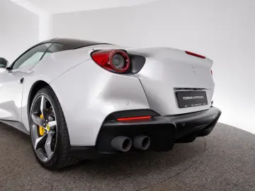 FERRARI Portofino M
