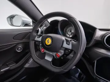 FERRARI Portofino M