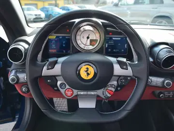 FERRARI 812 GTS  1.Hand Racingseats Kamera Passenger ...