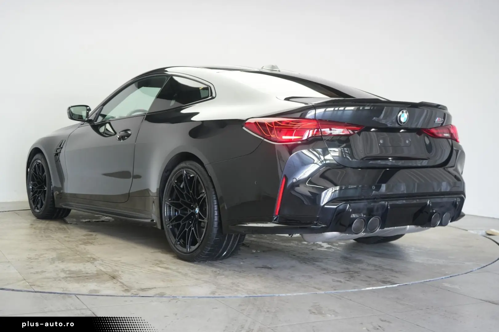 BMW M4 Competition   Vollcarbon   M Carbon Schalensi