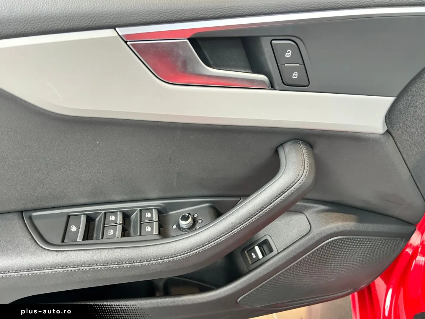 AUDI A5 Cabriolet 40 TFSI quattro HUD LED NAV RFK SHZ