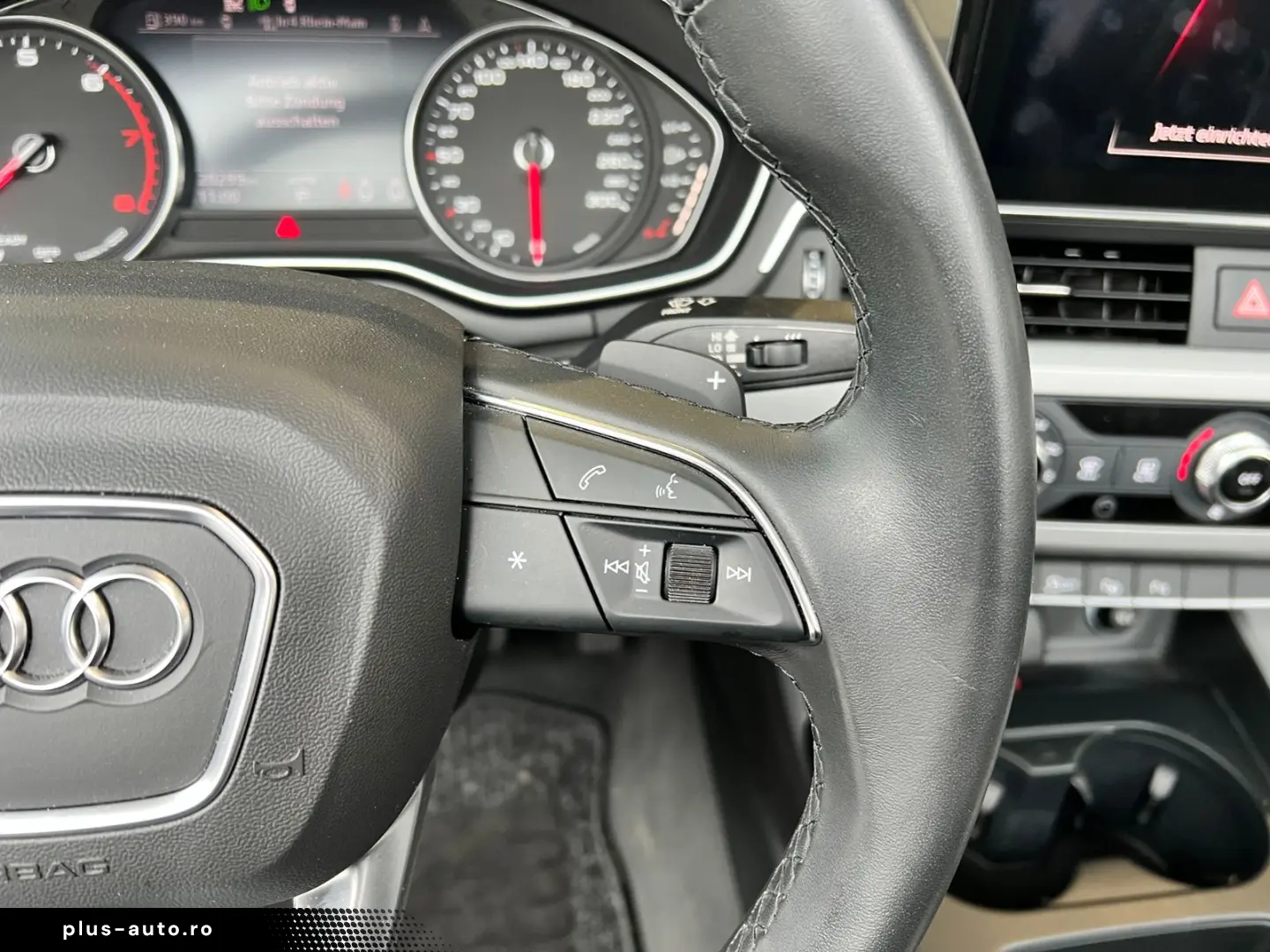 AUDI A5 Cabriolet 40 TFSI quattro HUD LED NAV RFK SHZ