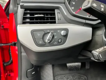 AUDI A5 Cabriolet 40 TFSI quattro HUD LED NAV RFK SHZ