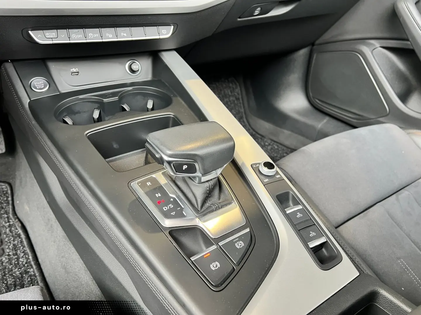 AUDI A5 Cabriolet 40 TFSI quattro HUD LED NAV RFK SHZ