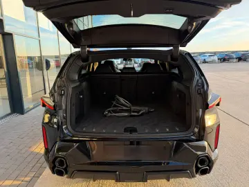 BMW XM 4.4 VOLL BOWERS&WILKINS 23  Soft-Close Massag