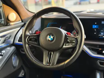 BMW XM 4.4 VOLL BOWERS&WILKINS 23  Soft-Close Massag