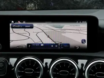 Mercedes-Benz CLA 250 e AMG-Sport Distr Totw LED Kamera