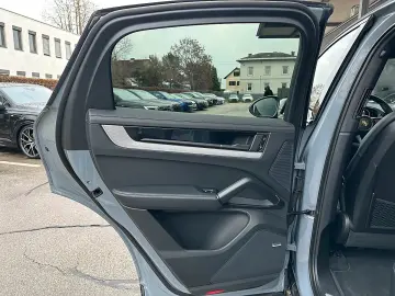 PORSCHE Cayenne Coupe III E-Hybrid Aut.   AHK   Matri...