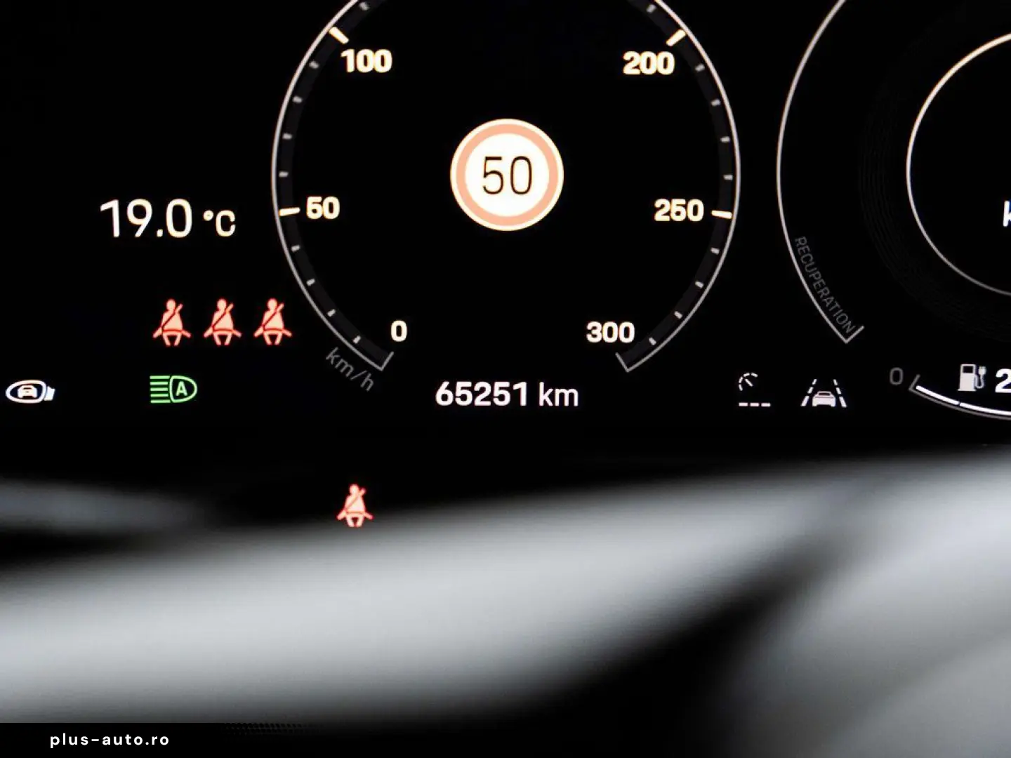 PORSCHE Taycan 4S Cross Turismo - Passenger Display