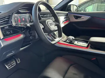 AUDI SQ8 SUV 4.0 TFSI  Pano 360  AHK 4-Z Leder