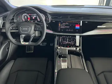 AUDI SQ8 SUV 4.0 TFSI  Pano 360  AHK 4-Z Leder